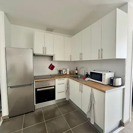 Piso F-primavera Gt *