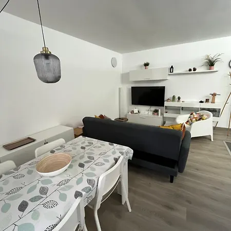 Apartament Piso F-primavera Gt *