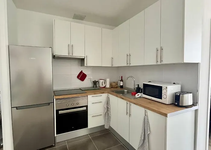 Piso F-primavera Gt *